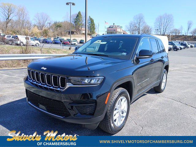 2025 Jeep Grand Cherokee GRAND CHEROKEE LAREDO X 4X4