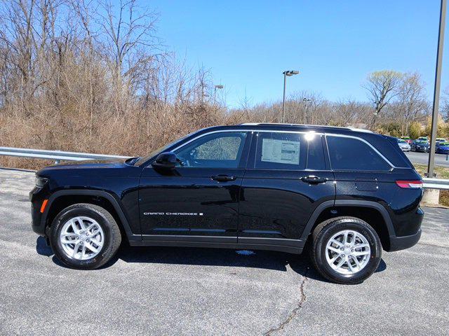 2025 Jeep Grand Cherokee GRAND CHEROKEE LAREDO X 4X4