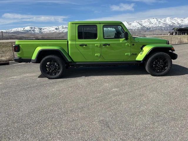 2025 Jeep Gladiator GLADIATOR NIGHTHAWK 4X4