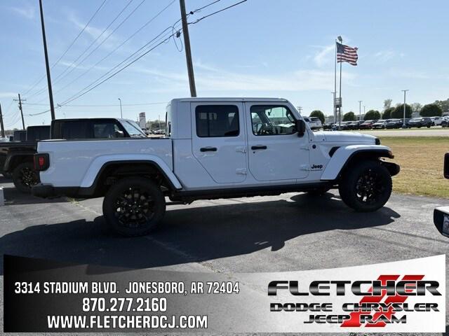 2025 Jeep Gladiator GLADIATOR NIGHTHAWK 4X4