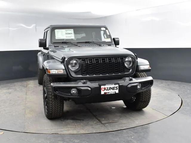 2025 Jeep Gladiator GLADIATOR NIGHTHAWK 4X4