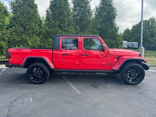 2025 Jeep Gladiator GLADIATOR NIGHTHAWK 4X4