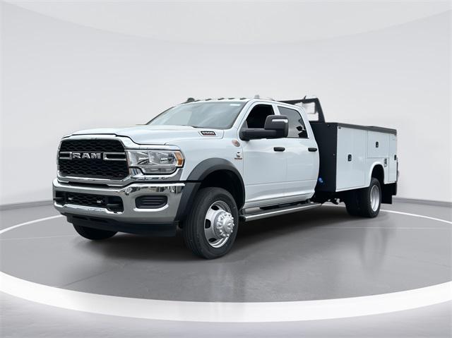 2024 RAM Ram 5500 Chassis Cab RAM 5500 TRADESMAN CHASSIS CREW CAB 4X4 84 CA