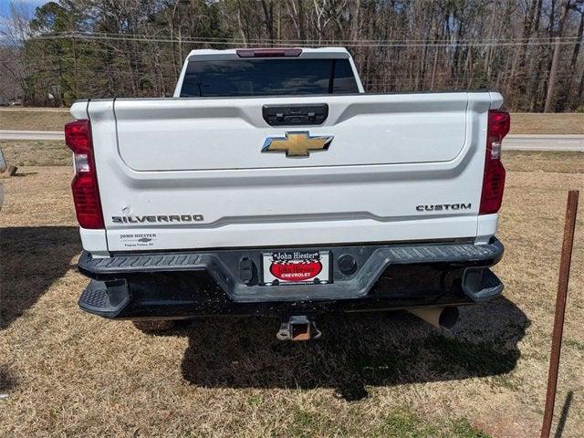 2023 Chevrolet Silverado 2500HD 4WD Crew Cab Standard Bed Custom