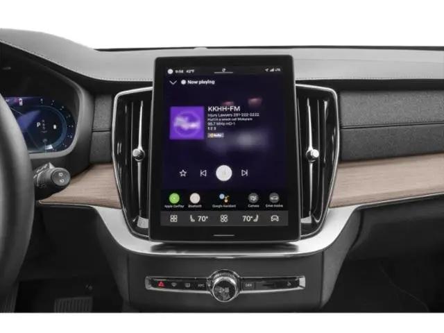 2025 Volvo XC90 B6 Ultra