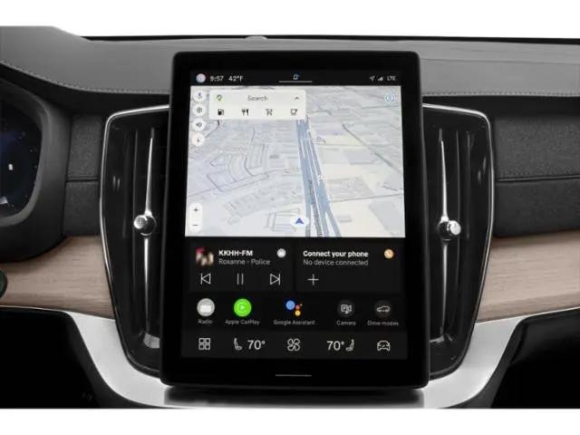 2025 Volvo XC90 B6 Ultra