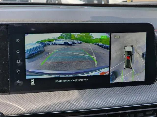 2025 Nissan Kicks SR Intelligent AWD