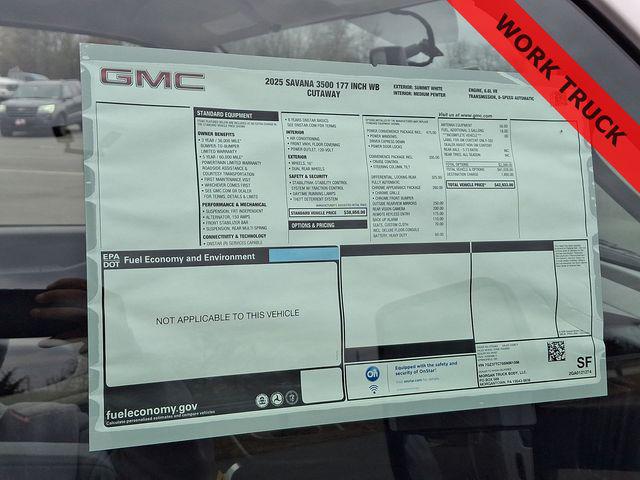 2025 GMC Savana Cutaway Work Van