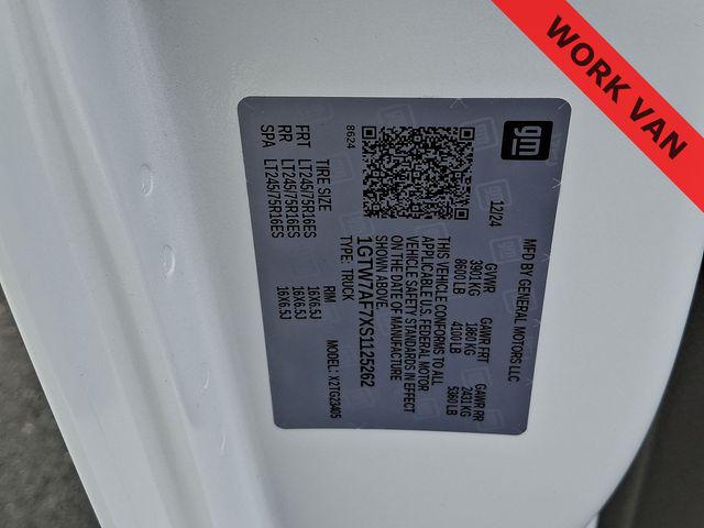 2025 GMC Savana Cargo RWD 2500 Regular Wheelbase Work Van