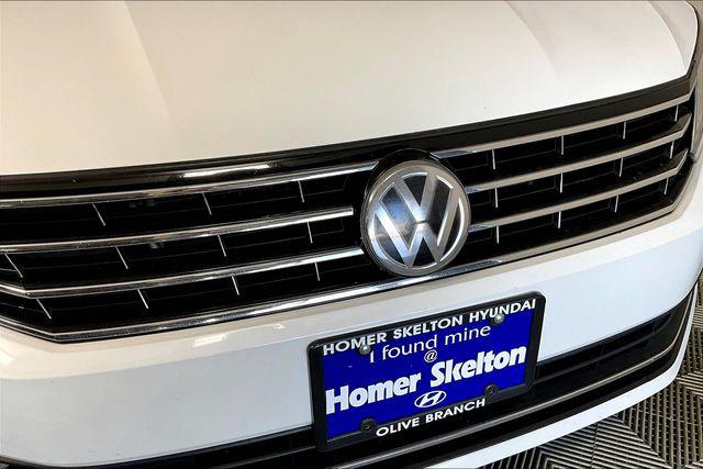 Used 2016 Volkswagen Passat For Sale in OLIVE BRANCH, MS