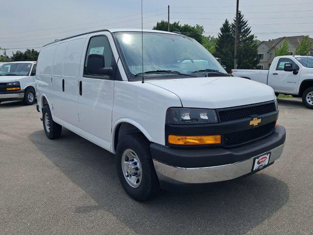 2025 Chevrolet Express Cargo Van RWD 3500 Regular Wheelbase WT