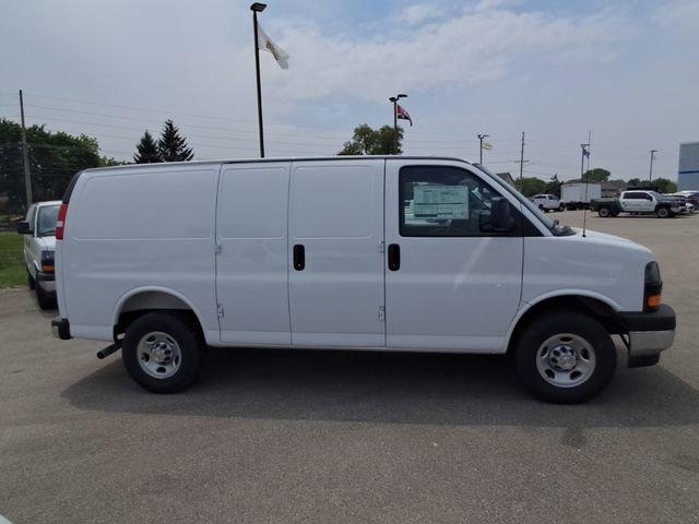 2025 Chevrolet Express Cargo Van RWD 3500 Regular Wheelbase WT