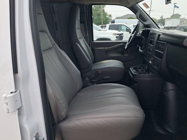 2025 Chevrolet Express Cargo Van RWD 3500 Regular Wheelbase WT