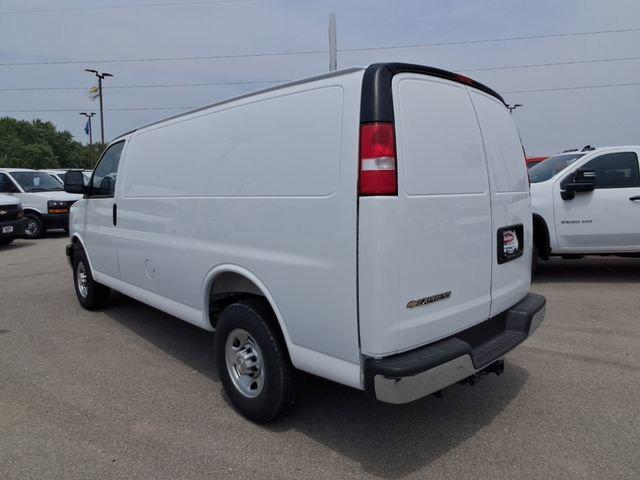 2025 Chevrolet Express Cargo Van RWD 3500 Regular Wheelbase WT