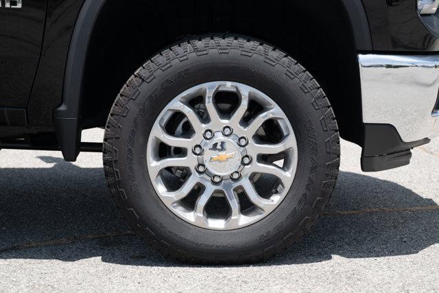 2025 Chevrolet Silverado 2500HD 4WD Crew Cab Standard Bed LTZ