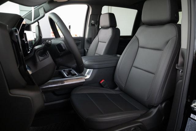 2025 Chevrolet Silverado 2500HD 4WD Crew Cab Standard Bed LTZ
