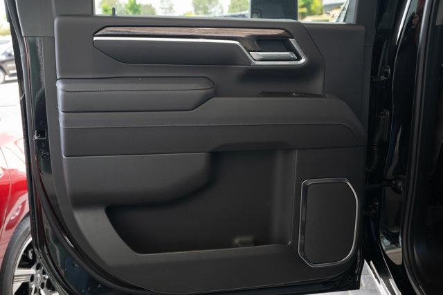 2025 Chevrolet Silverado 2500HD 4WD Crew Cab Standard Bed LTZ