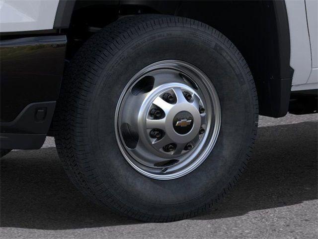 2024 Chevrolet Silverado 3500HD 4WD Crew Cab Long Bed Work Truck