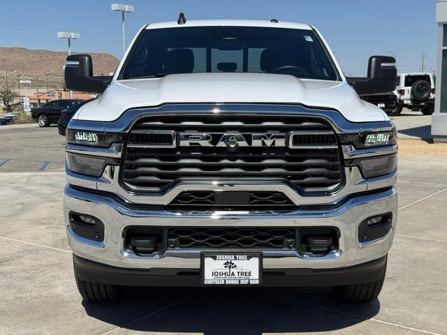 2025 RAM Ram 3500 RAM 3500 TRADESMAN CREW CAB 4X4 8 BOX
