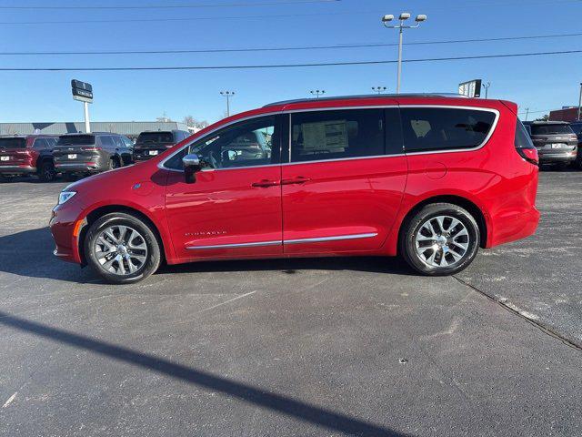 2025 Chrysler Pacifica Hybrid PACIFICA PLUG-IN HYBRID PINNACLE