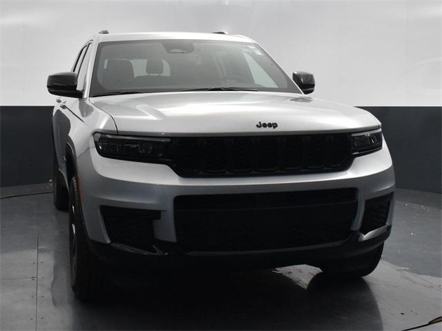 2025 Jeep Grand Cherokee GRAND CHEROKEE L ALTITUDE 4X2