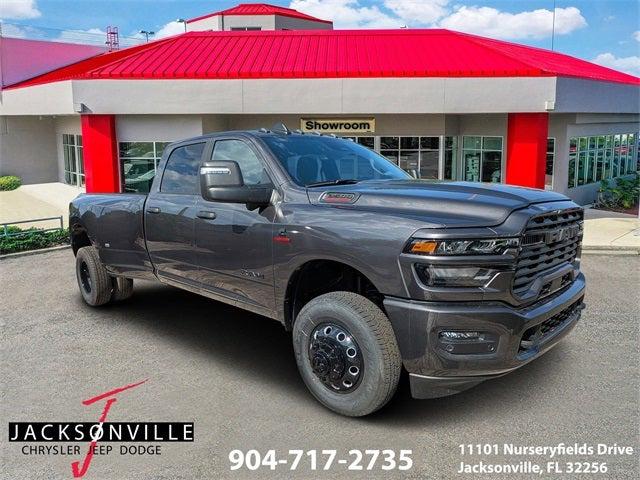 2025 RAM Ram 3500 RAM 3500 BIG HORN CREW CAB 4X4 8 BOX