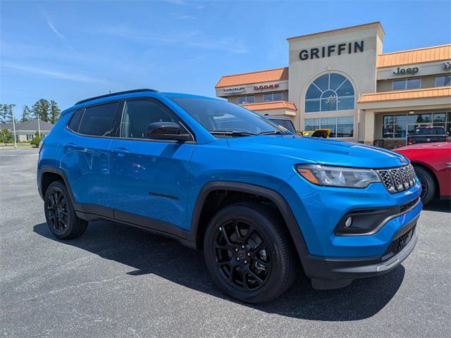 2025 Jeep Compass COMPASS LATITUDE 4X4