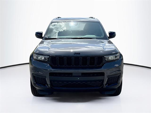 2025 Jeep Grand Cherokee GRAND CHEROKEE L ALTITUDE 4X4