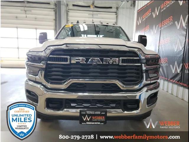 2025 RAM Ram 3500 RAM 3500 TRADESMAN CREW CAB 4X4 8 BOX