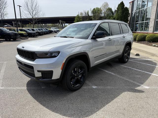 2025 Jeep Grand Cherokee GRAND CHEROKEE L ALTITUDE X 4X4