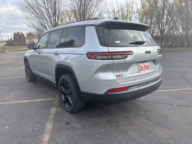 2025 Jeep Grand Cherokee GRAND CHEROKEE L ALTITUDE 4X4