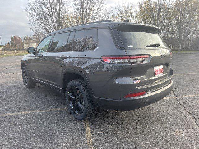 2025 Jeep Grand Cherokee GRAND CHEROKEE L ALTITUDE 4X4