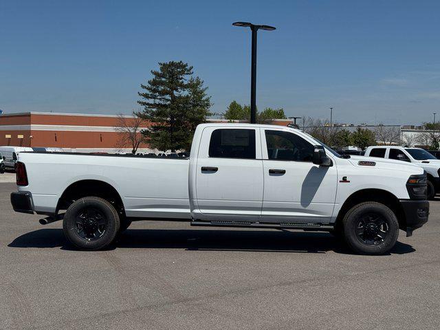 2025 RAM Ram 3500 RAM 3500 TRADESMAN CREW CAB 4X4 8 BOX
