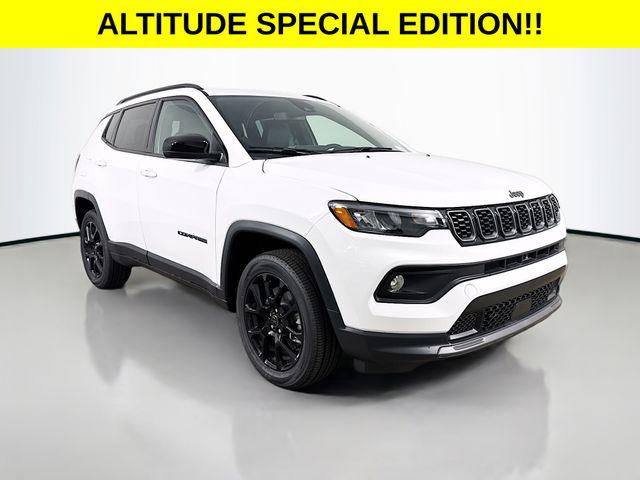 2025 Jeep Compass COMPASS LATITUDE 4X4