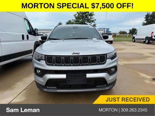 2025 Jeep Compass COMPASS LATITUDE 4X4