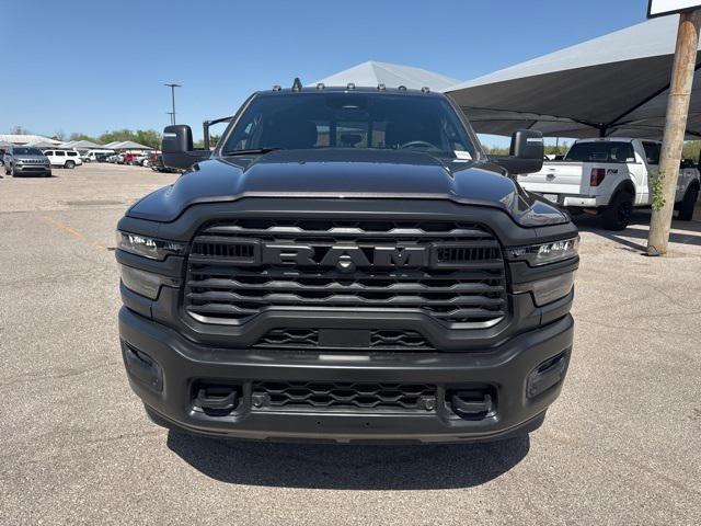 2025 RAM Ram 3500 RAM 3500 TRADESMAN CREW CAB 4X4 8 BOX