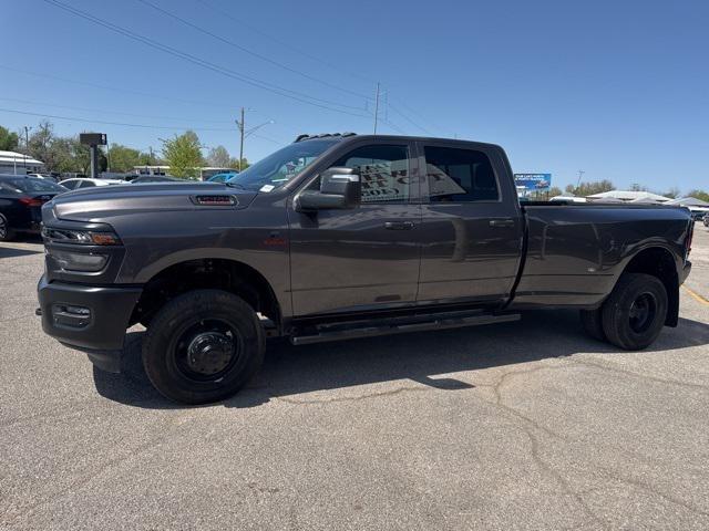 2025 RAM Ram 3500 RAM 3500 TRADESMAN CREW CAB 4X4 8 BOX