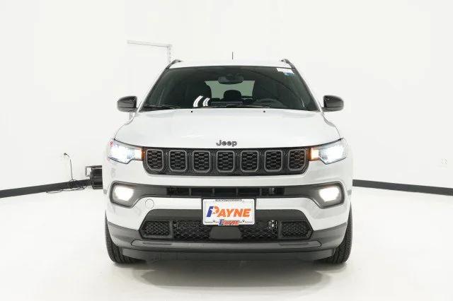 2025 Jeep Compass COMPASS LATITUDE 4X4