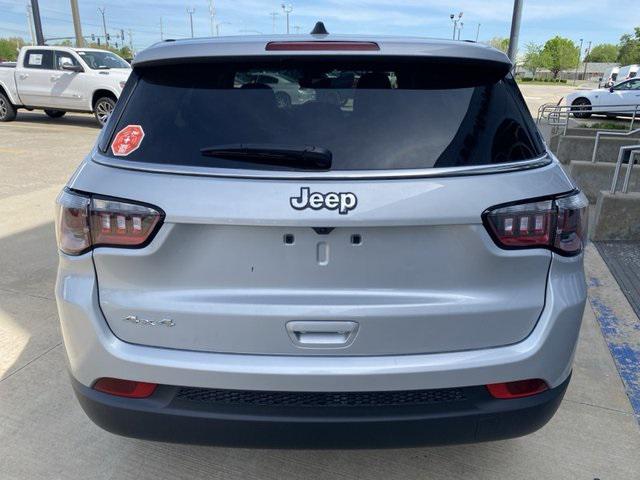 2025 Jeep Compass COMPASS SPORT 4X4