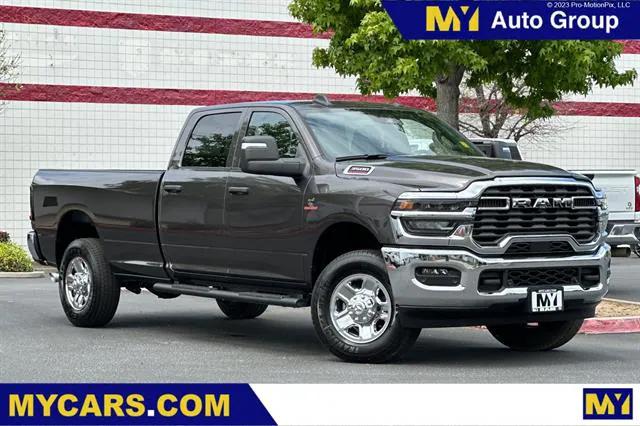 2025 RAM Ram 3500 RAM 3500 TRADESMAN CREW CAB 4X4 8 BOX