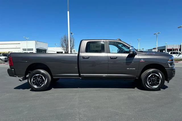 2025 RAM Ram 3500 RAM 3500 LARAMIE CREW CAB 4X4 8 BOX