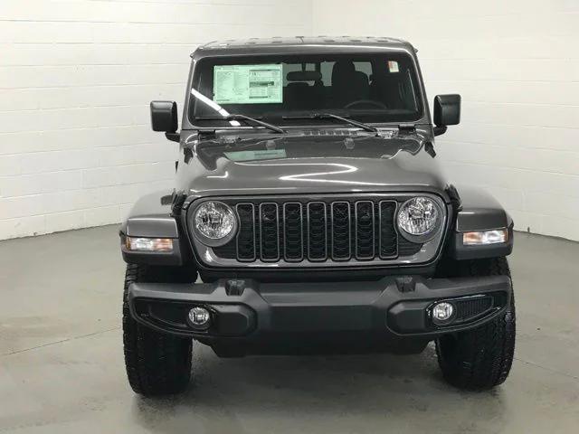 2025 Jeep Gladiator GLADIATOR NIGHTHAWK 4X4