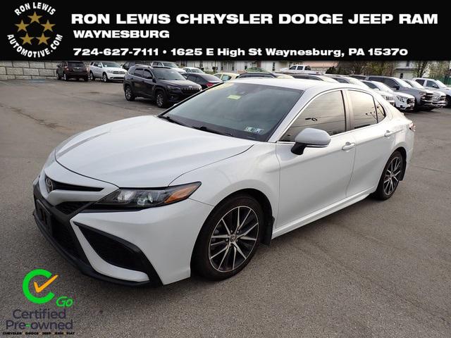 2022 Toyota Camry SE AWD