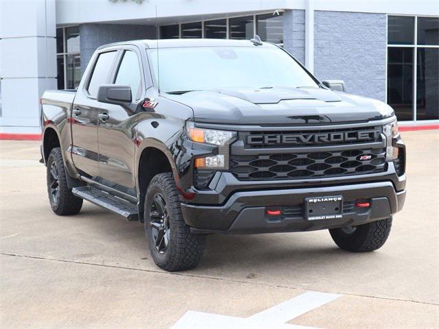 2024 Chevrolet Silverado 1500 4WD Crew Cab Short Bed Custom Trail Boss