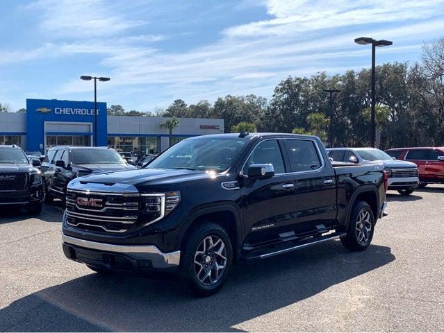 2023 GMC Sierra 1500 4WD Crew Cab Short Box SLT