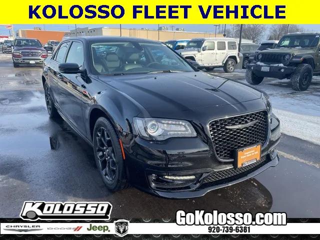 2023 Chrysler 300 Touring L AWD