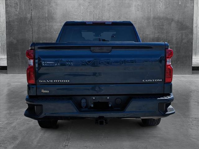 2022 Chevrolet Silverado 1500 2WD Crew Cab Short Bed Custom