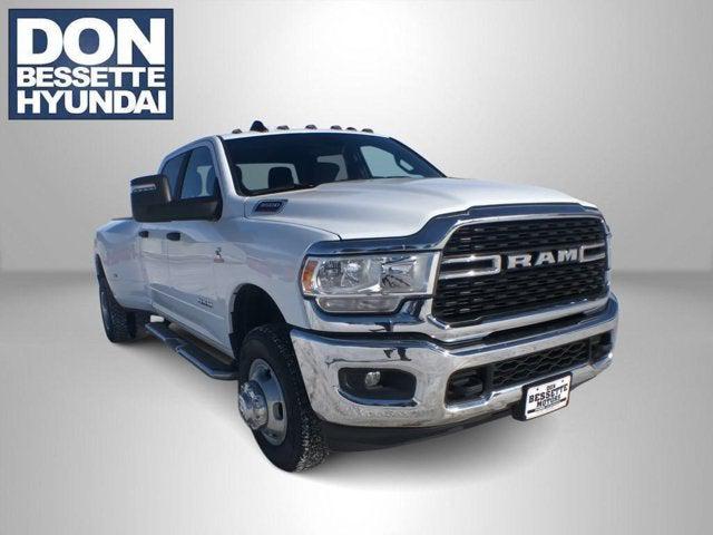 2024 RAM 3500 Big Horn Crew Cab 4x4 8 Box 2024 RAM 3500 Big Horn Crew Cab 4x4 8 Box