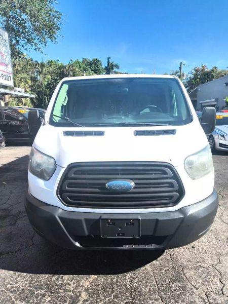 2015 Ford Transit w/60/40 Side Door w/RWB Van