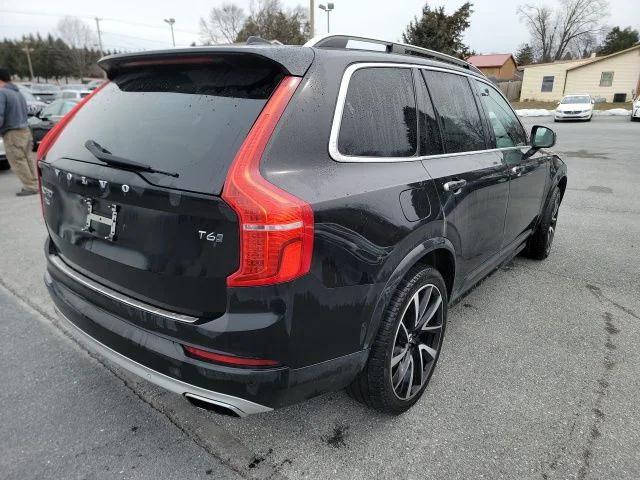 2018 Volvo XC90 T6 Momentum